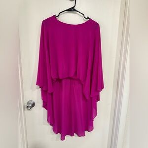 Belle Badgley Mischka Women's Hot Pink Cape Blouse Top Size Medium Unique Design